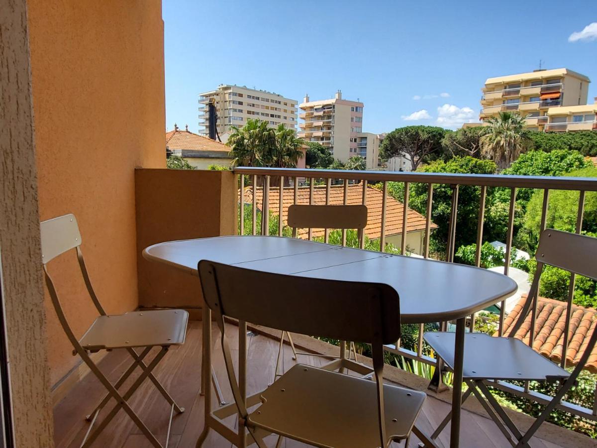 2 Pieces 32m2 A 150m Appartement Fréjus